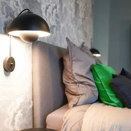 Lux Feeling Home: Zentral Und Stylish Apartment