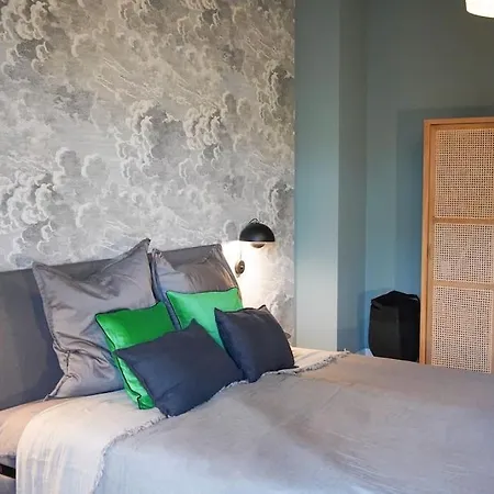Lux Feeling Home: Zentral Und Stylish Apartment